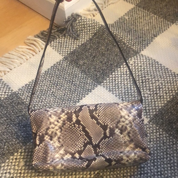NWOT MICHAEL KORS Snakeskin Shoulder Purse - Picture 5 of 5
